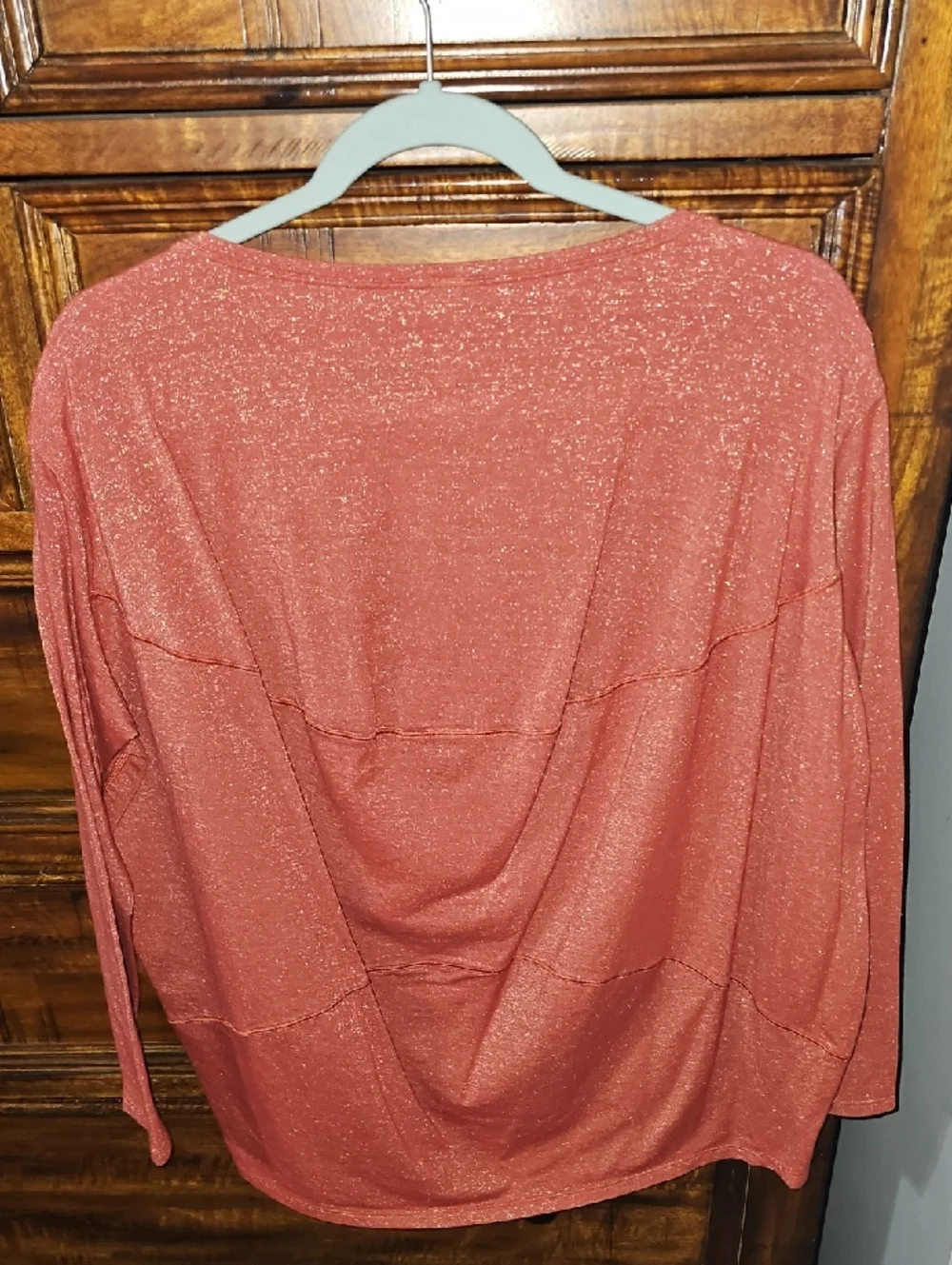 Lululemon Back In Action Sz 6 Womsns Top. Gorgeous Shimmer!! Gold/Red Orange!